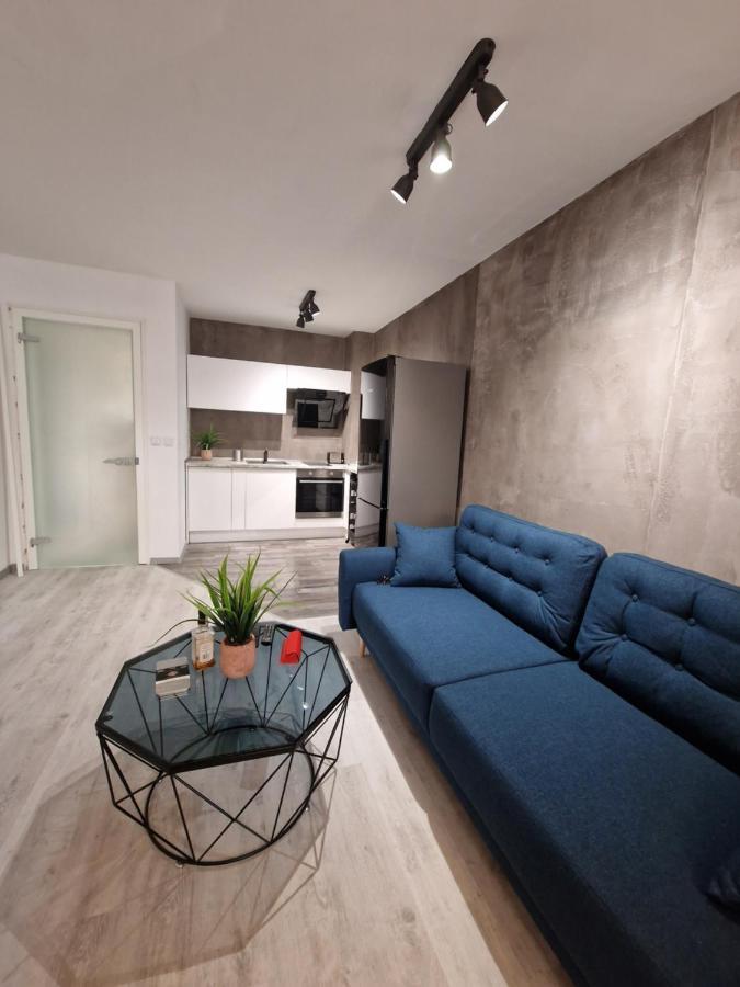 Marsselis Luxe Port Apartment Варна Екстериор снимка